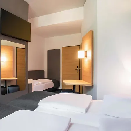 B&B Hotel Wismar 3*